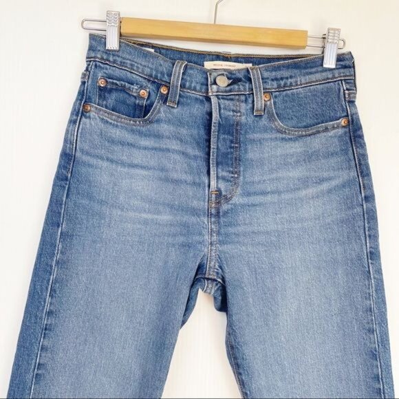 Levi's 501 Premium wedgie straight High rise Jeans Light Blue big “E” 26 - Picture 3 of 12